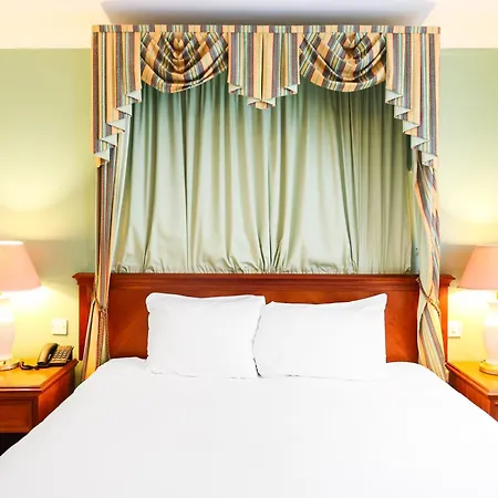 The Courtyard Near Apartamento Leeds (West Yorkshire)