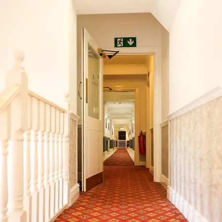 The Courtyard Near Apartamento *