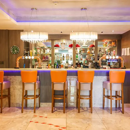 The Courtyard Near Apartamento *