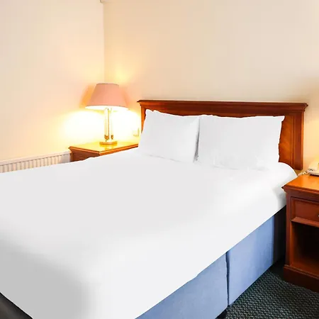 Daire The Courtyard Near